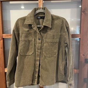 Zara green corduroy button up shirt. Size Small-great condition